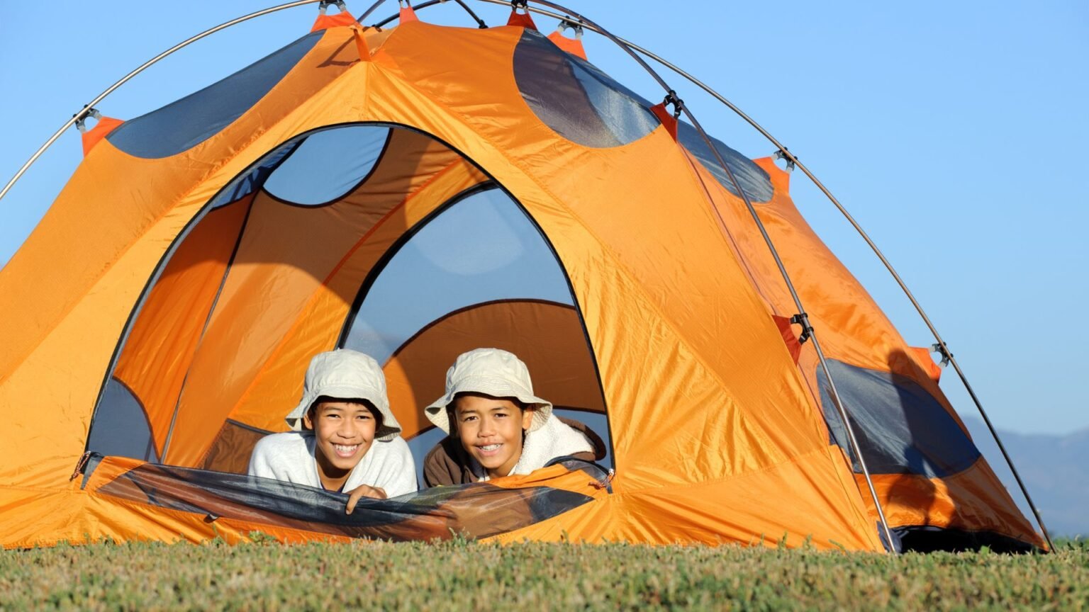 tent that fits two queen air mattress